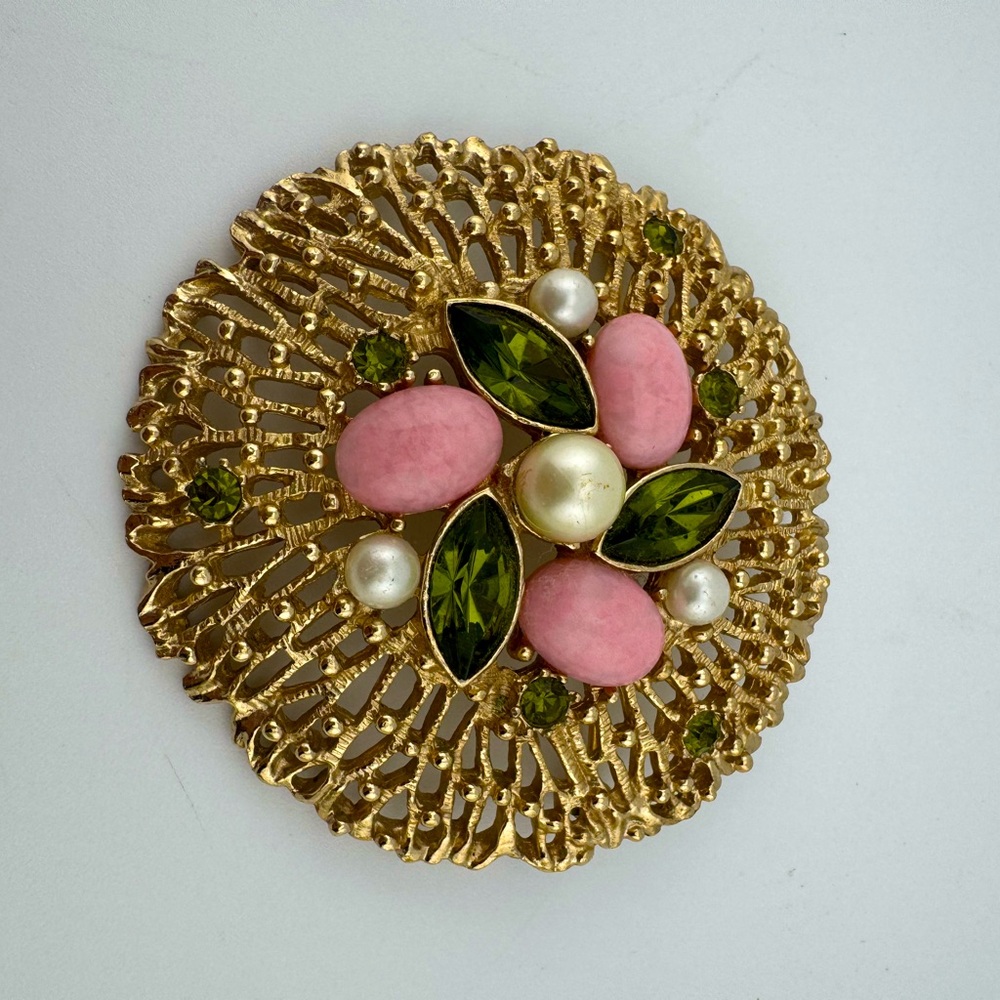 Sarah Coventry Elegant Gold and Pink Brooch